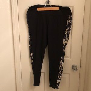 TORRID ACTIVE Leggings